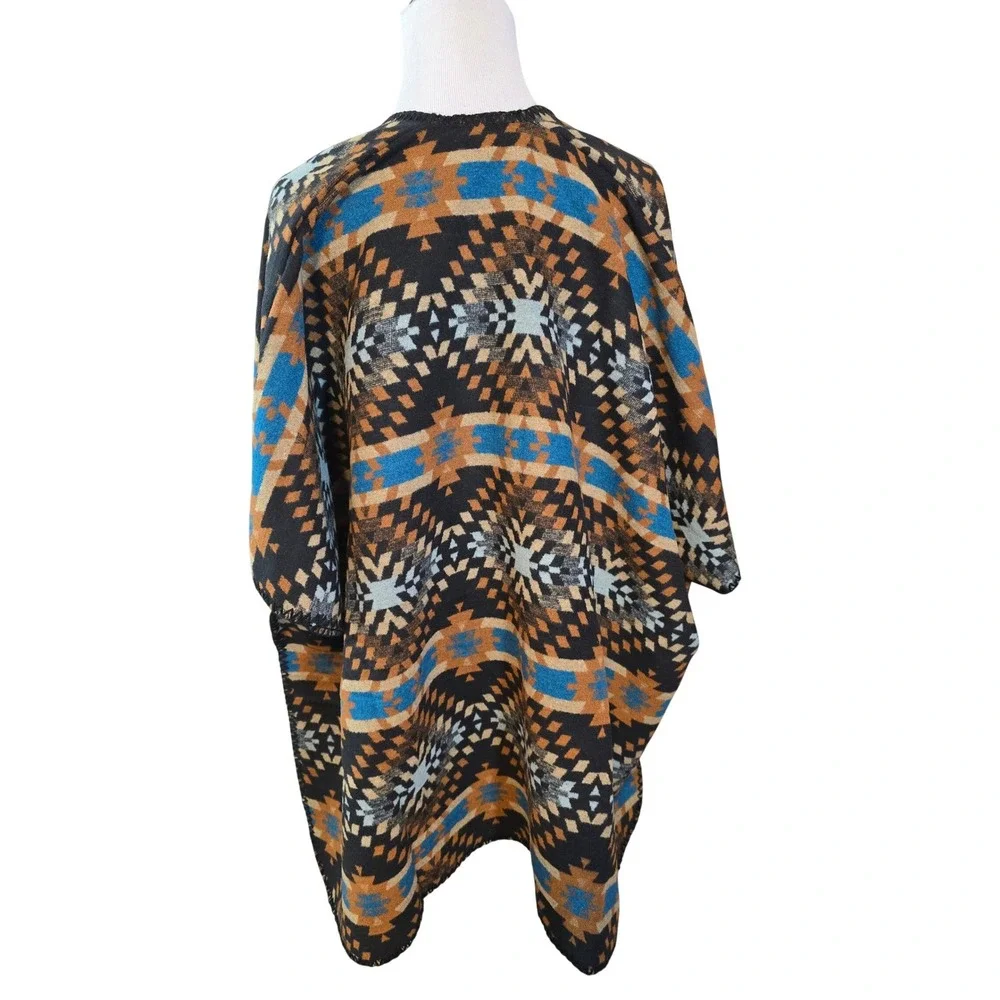FADIVO NEW‎ YORK Southwest Print Open Front Poncho Shawl Wrap New